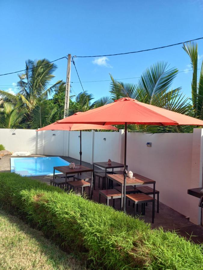 Bois Mapou Self Catering Apartments Unit 101 Rivière Noire Exteriör bild