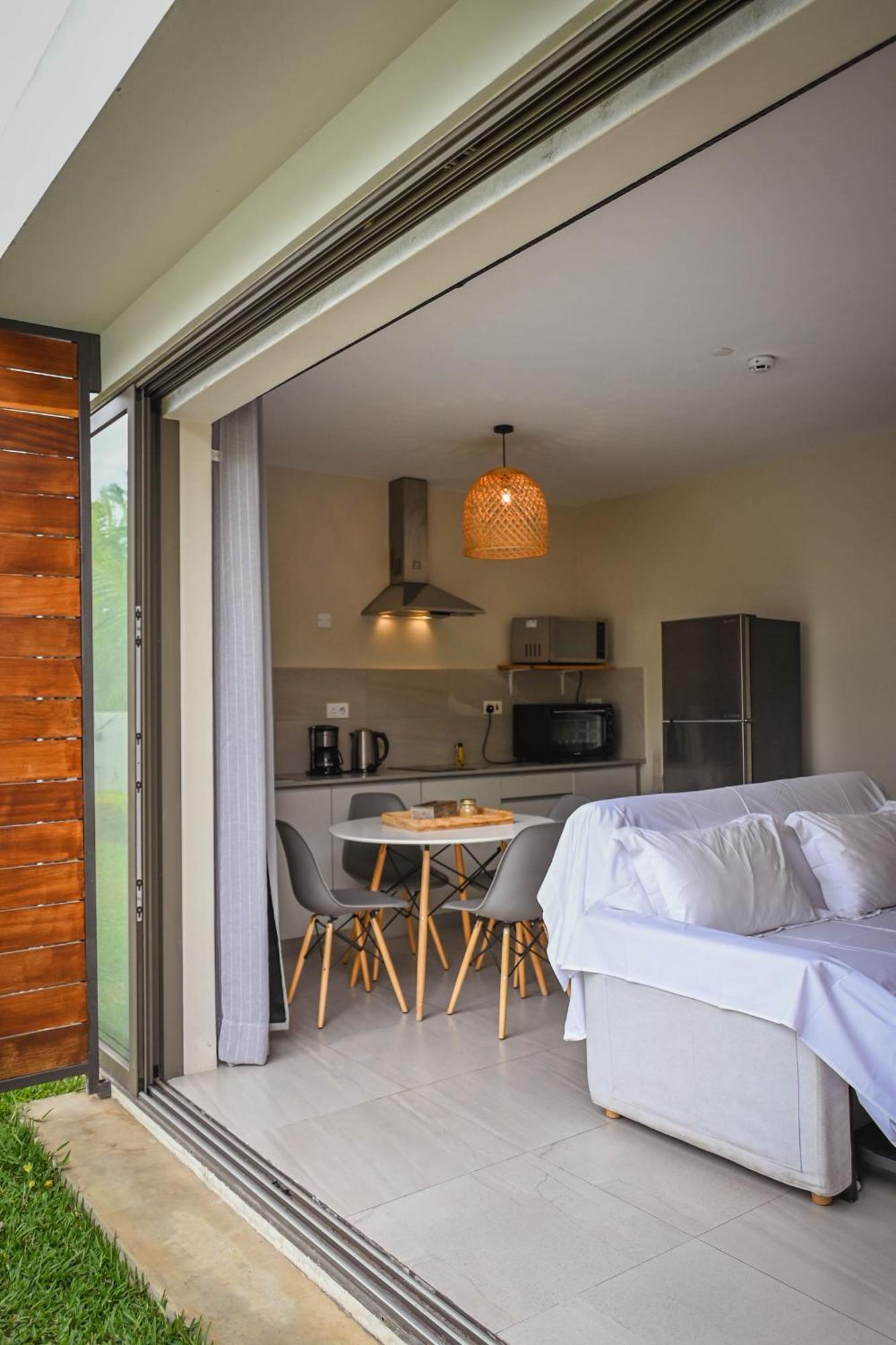 Bois Mapou Self Catering Apartments Unit 101 Rivière Noire Exteriör bild